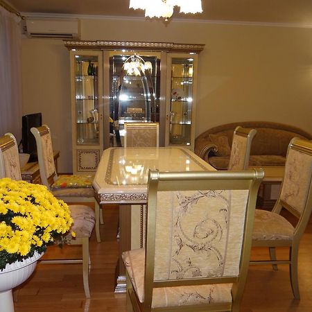 Luxury Versailles Apartments Center Opera Burgas City Cameră foto